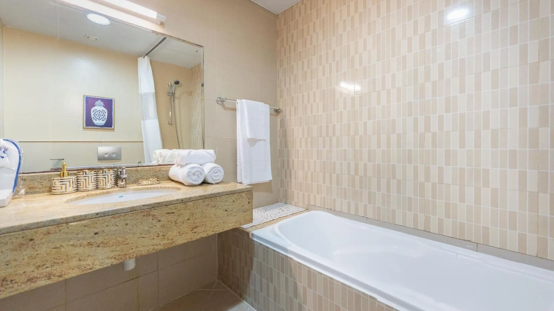 Stylish 1 Bedroom In The Medalist By Pk Holidays Dubai United Arab Emirates